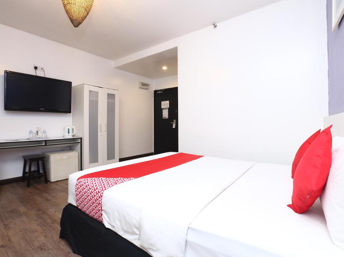 Capital O Ridel Hotel Кота Бару Екстериор снимка