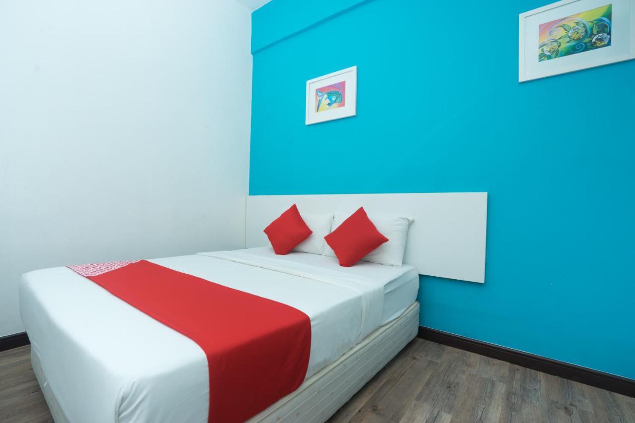 Capital O Ridel Hotel Кота Бару Екстериор снимка