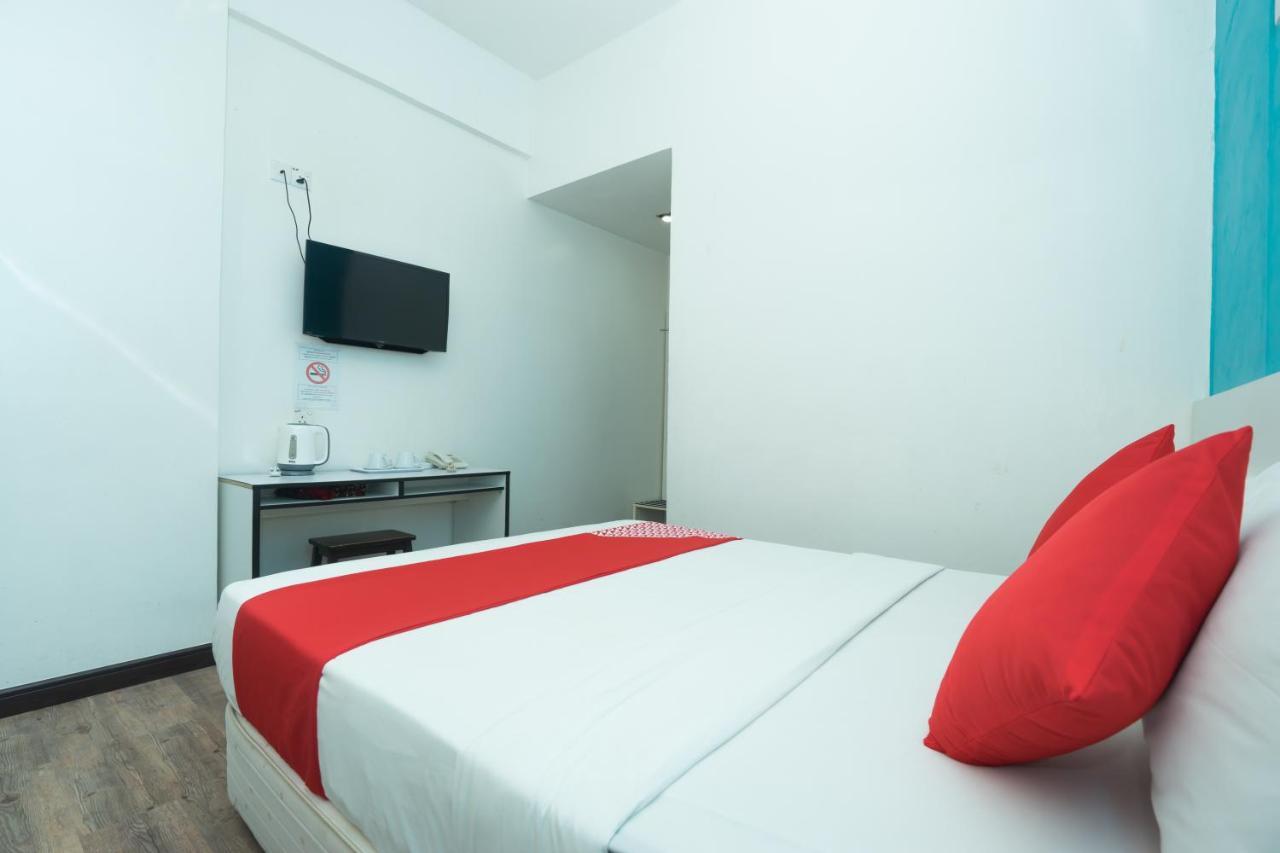Capital O Ridel Hotel Кота Бару Екстериор снимка