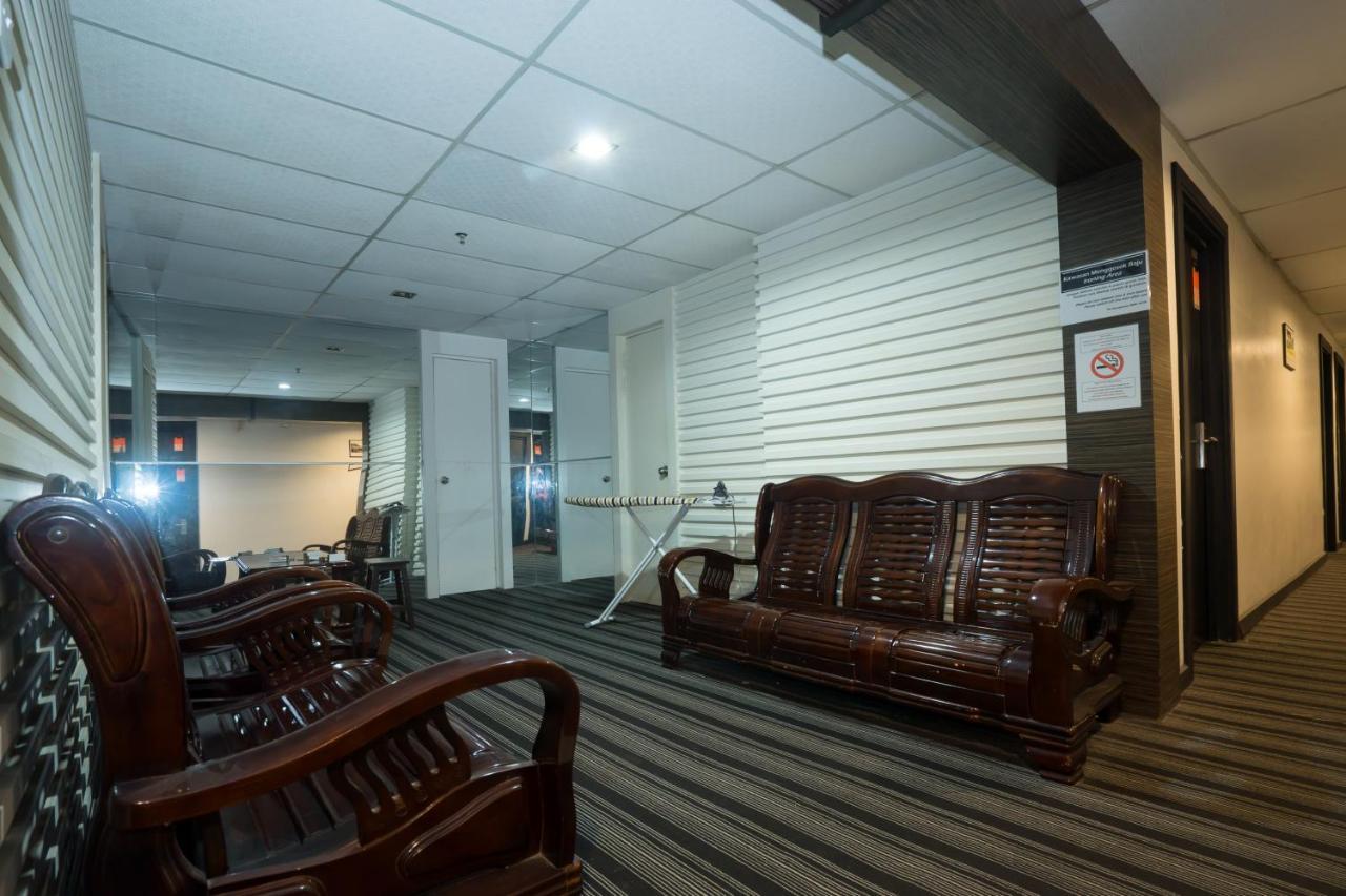 Capital O Ridel Hotel Кота Бару Екстериор снимка