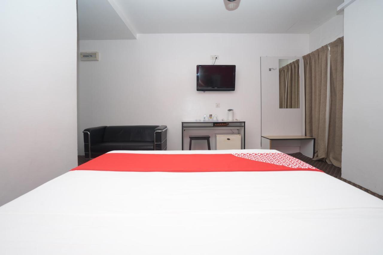 Capital O Ridel Hotel Кота Бару Екстериор снимка